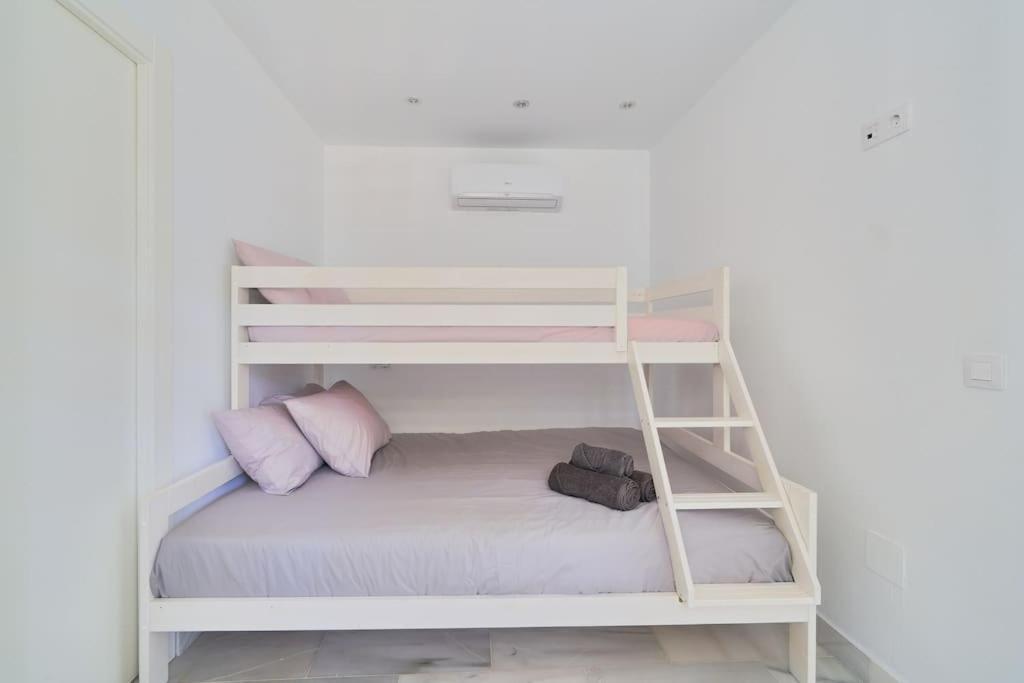 Superbe Appartement Avec Jaccuzi Marbellac Extérieur photo
