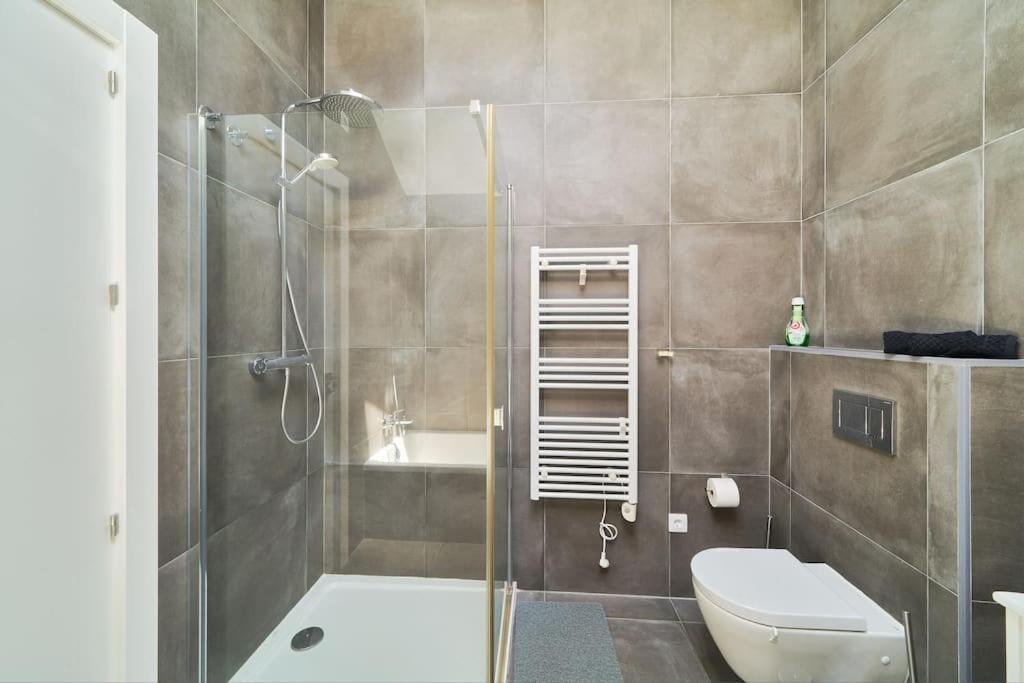 Superbe Appartement Avec Jaccuzi Marbellac Extérieur photo