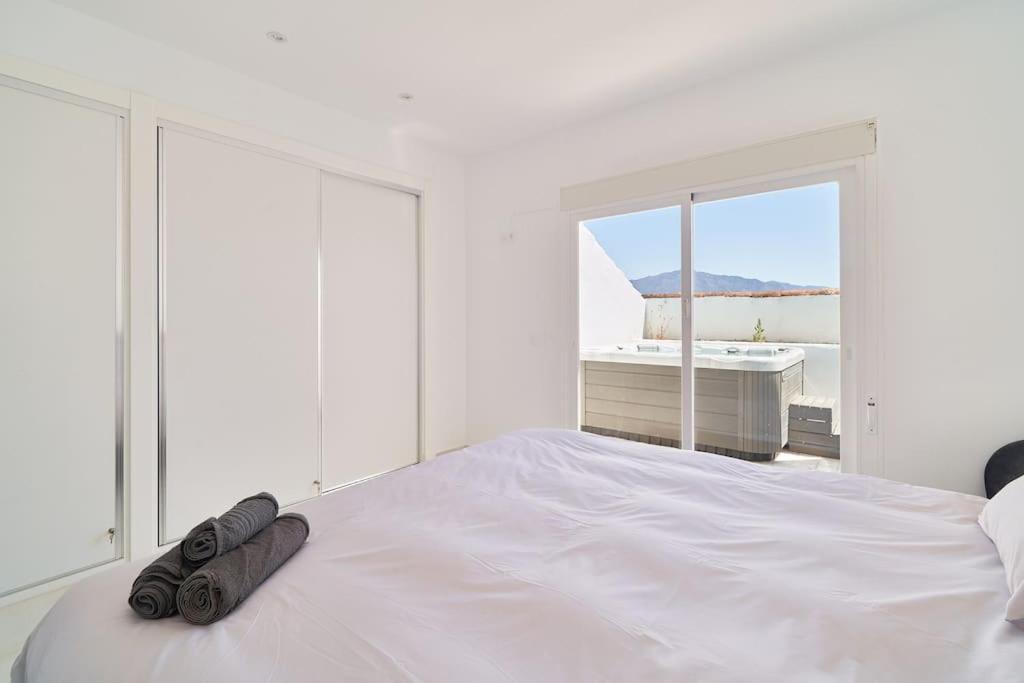 Superbe Appartement Avec Jaccuzi Marbellac Extérieur photo
