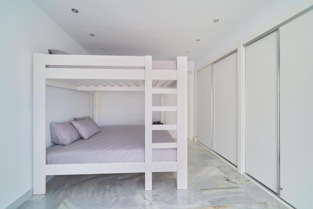 Superbe Appartement Avec Jaccuzi Marbellac Extérieur photo