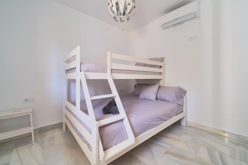 Superbe Appartement Avec Jaccuzi Marbellac Extérieur photo