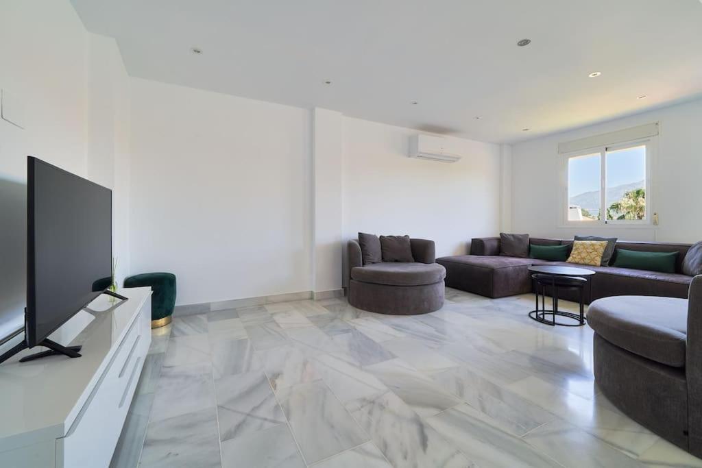 Superbe Appartement Avec Jaccuzi Marbellac Extérieur photo